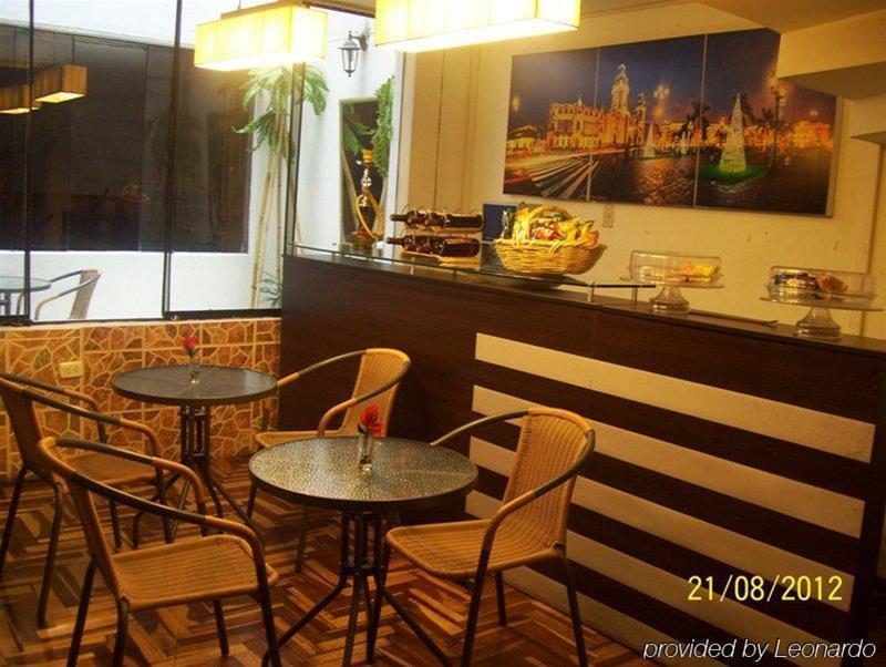 Casahotel Jockey Plaza Mall 3* Lima